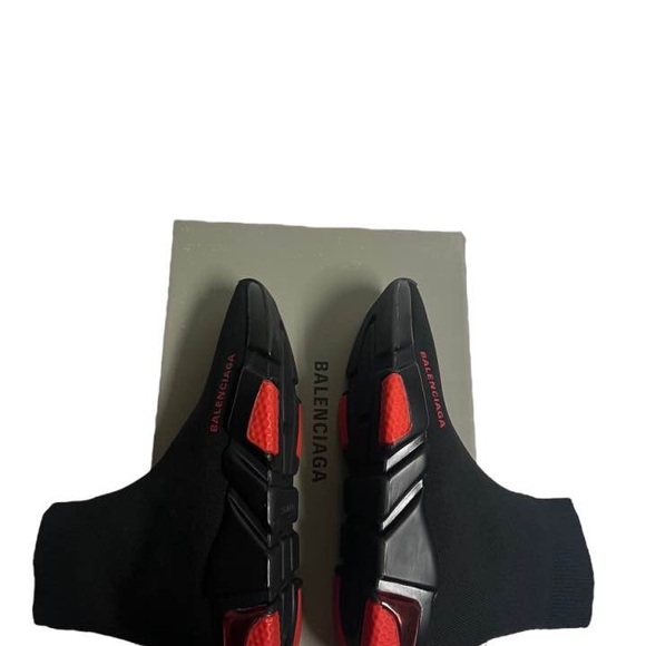 Balenciaga Black IT38 W38 Women Speed Trainers Runners Cloth Red Bubble Size 8 - Picture 7 of 9